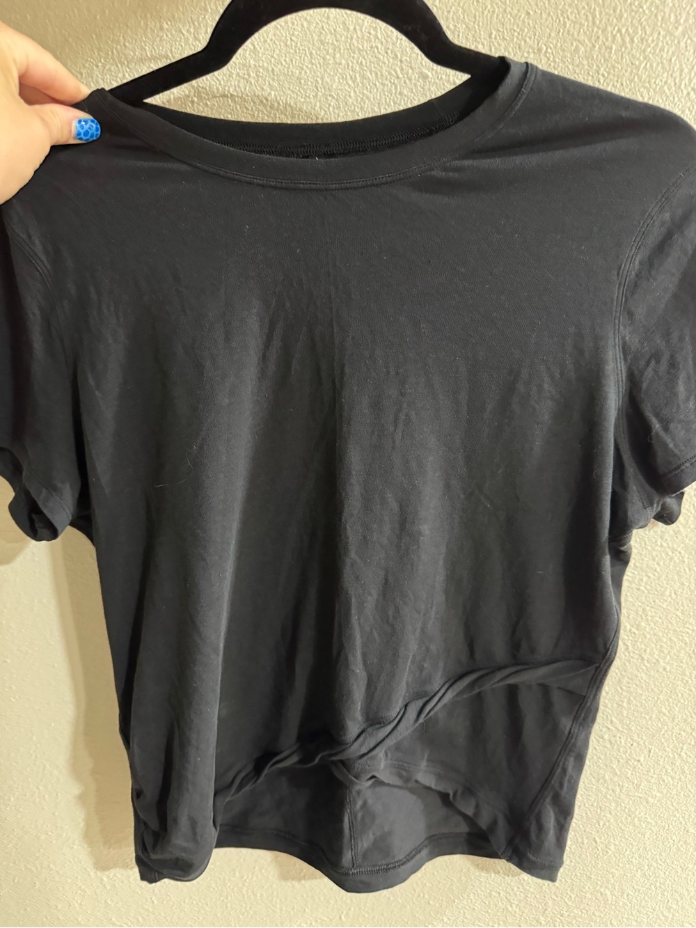 Classic Black Crewneck Women's Tee - Lululemon